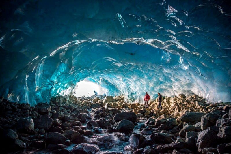 EcoLuxLuv, whistler, ice caves, headline mountain, adventure, helen siwak, vancouver, bc, vancity, yvr, whistler