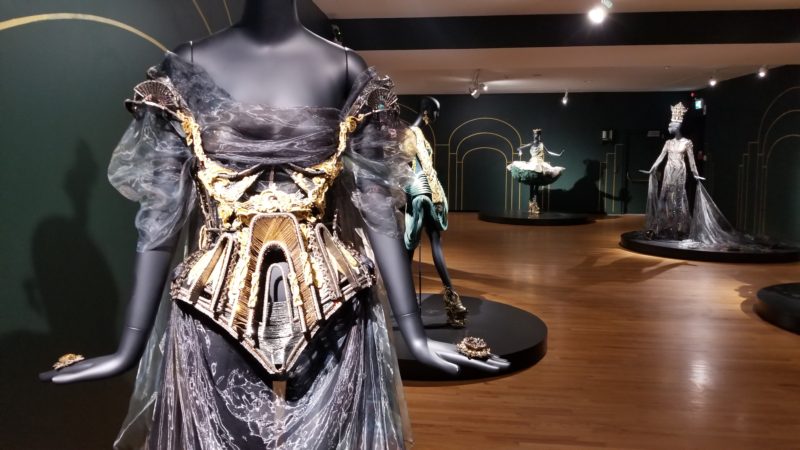 Helen Siwak, EcoLuxLuv, Couture Beyond, Guo Pei, VAG, Haute Couture, Exhibition, Vancouver, BC, Vancity, YVR, BC, luxury lifestyle, haute couture, couture designs, chinese couture